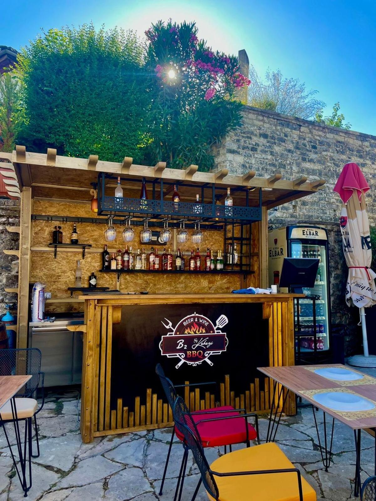 Hotel Ss Kekezi Gjirokastër Exterior foto